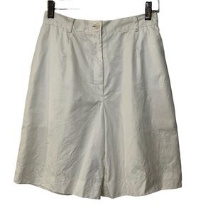 Givenchy Women’s Longline Golf Shorts White Pockets modest high rise 26 vintage